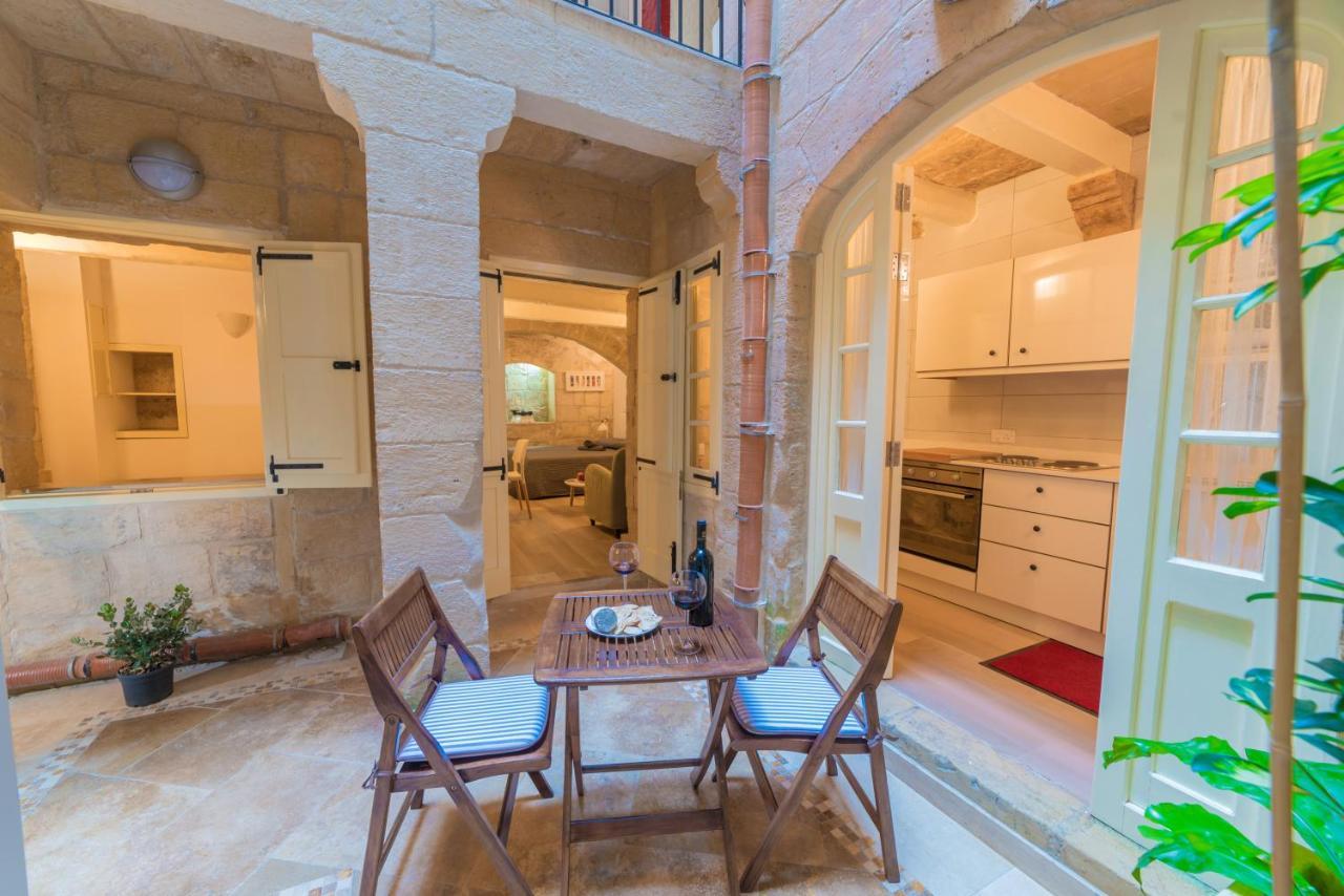 Casa San Carlo Apartment วัลเลตตา ภายนอก รูปภาพ